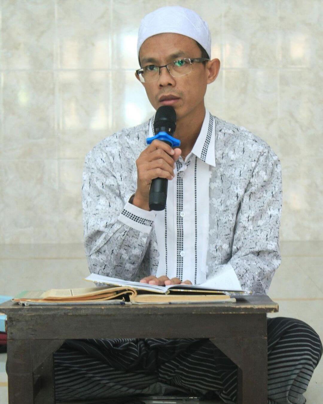 Ustd. Moh Hilmi